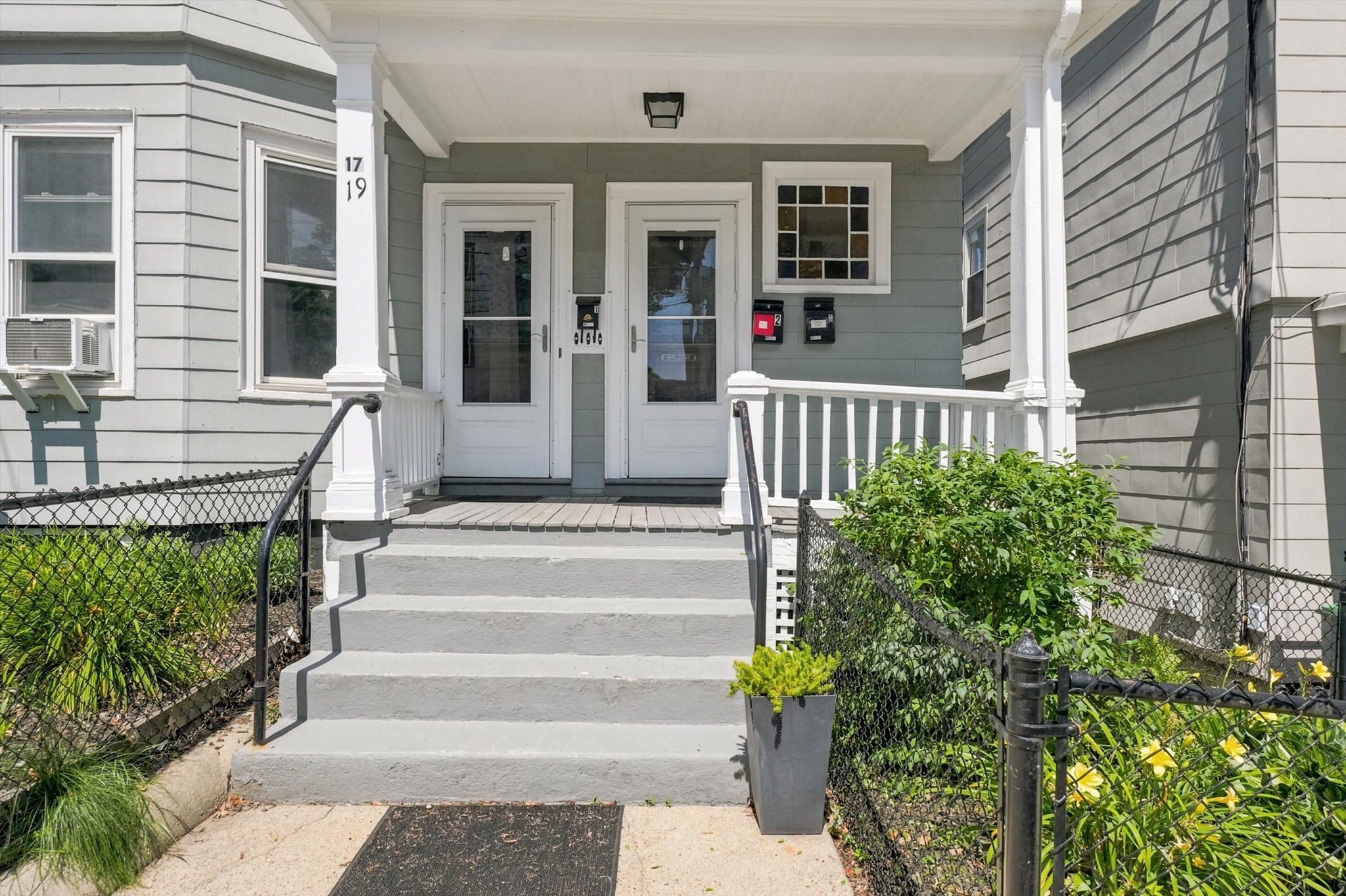 17 Dow St, Somerville, MA 02144 - Image 2