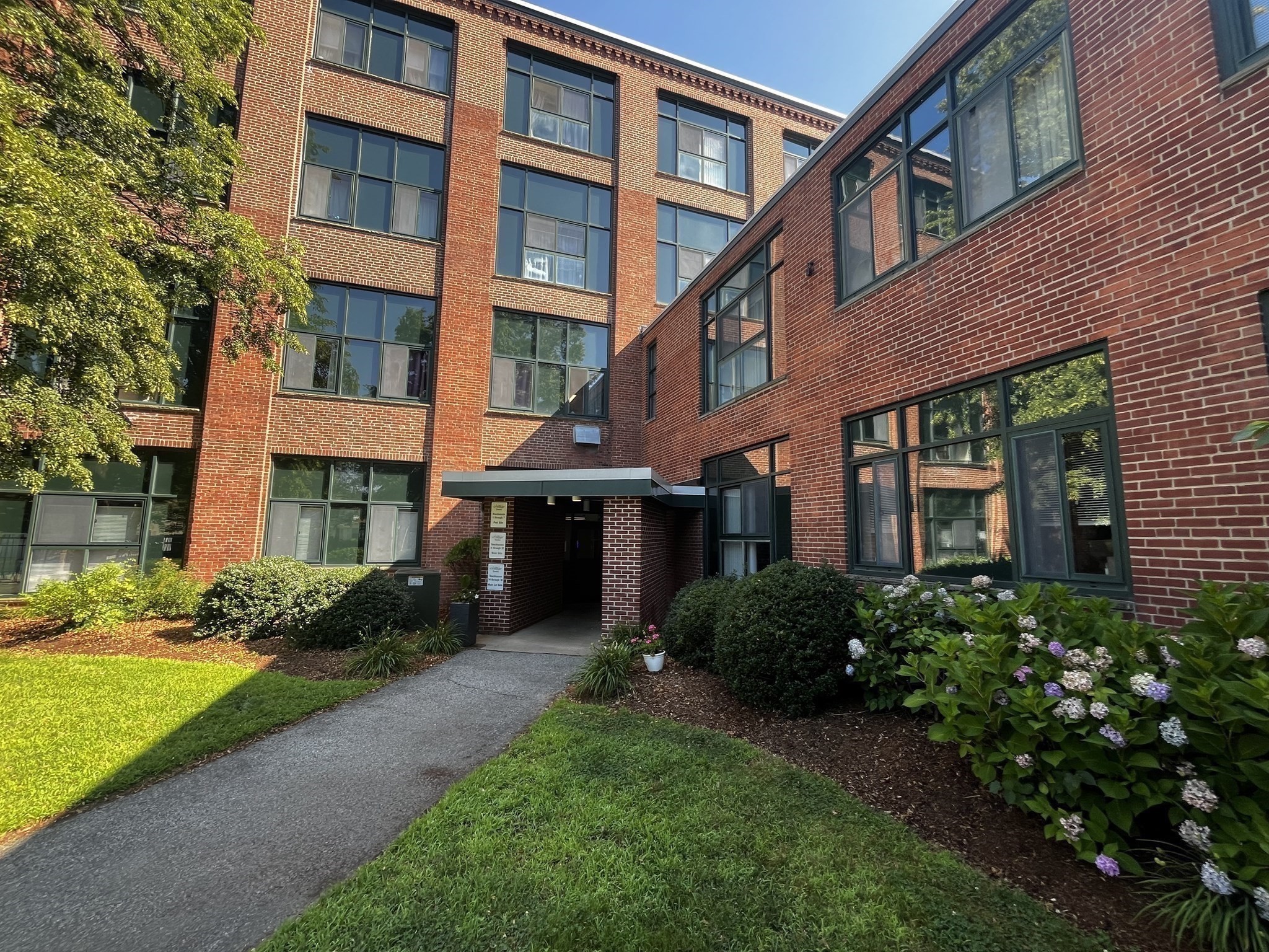 150 Rumford Avenue Unit 418, Mansfield, MA 02048