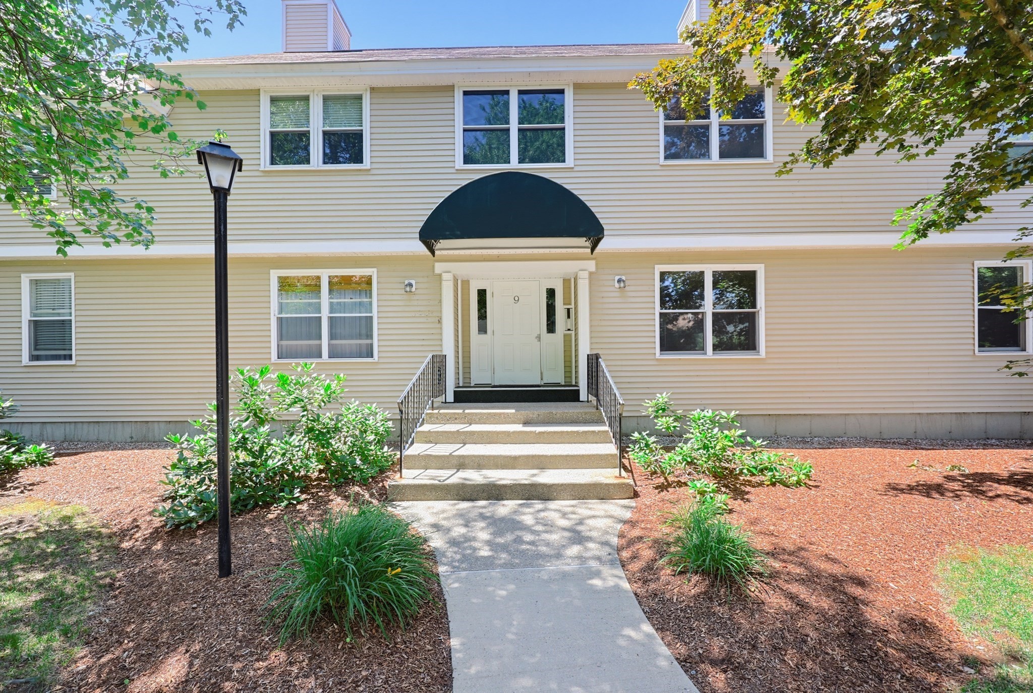 425 Main Street Unit 9D, Hudson, MA 01749