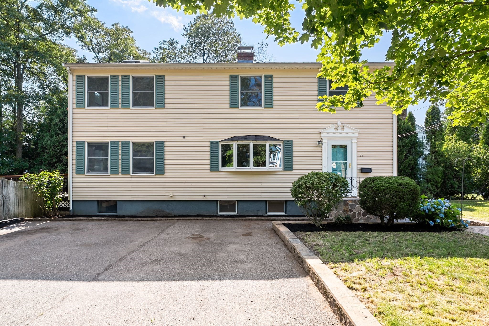 88 Wright St, Arlington, MA 02474
