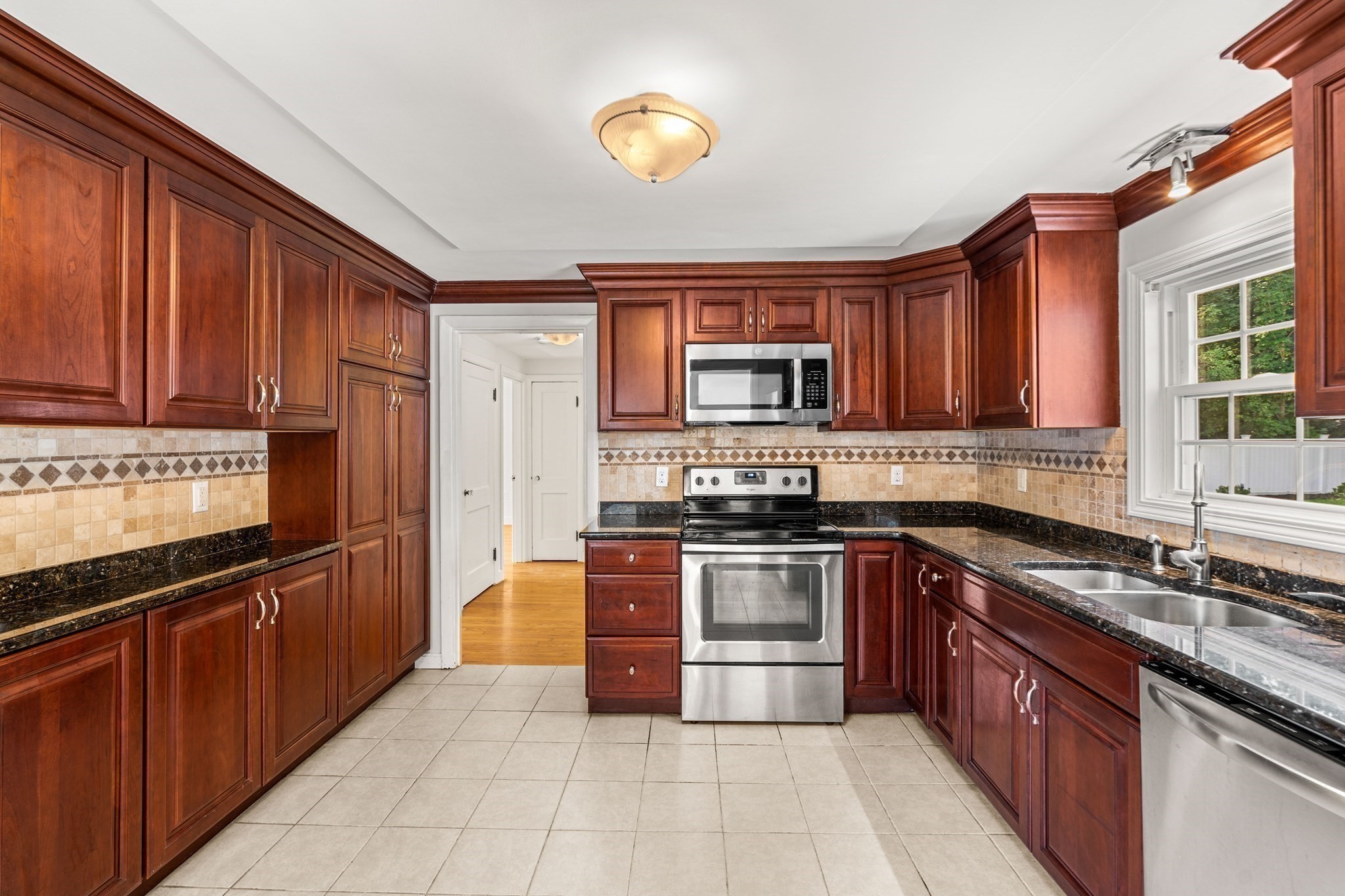 281 Lowell Street, Lexington, MA 02420 - Image 4