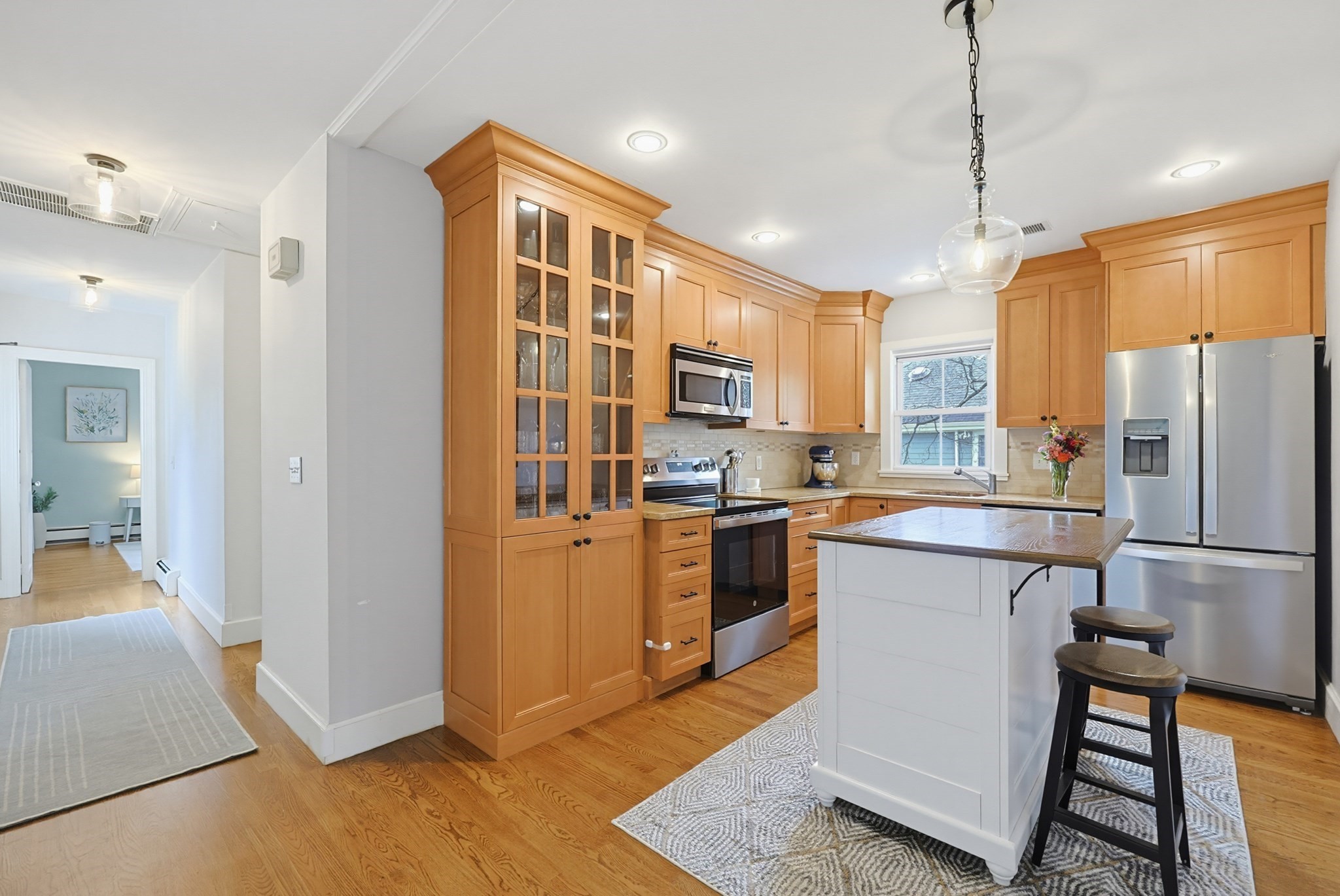 89 May St Unit 4, Needham, MA 02492