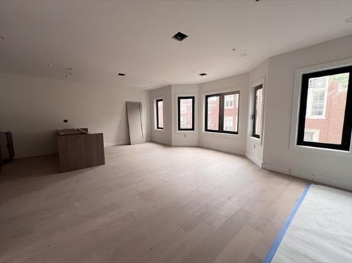 207 West Seventh, Apt 301