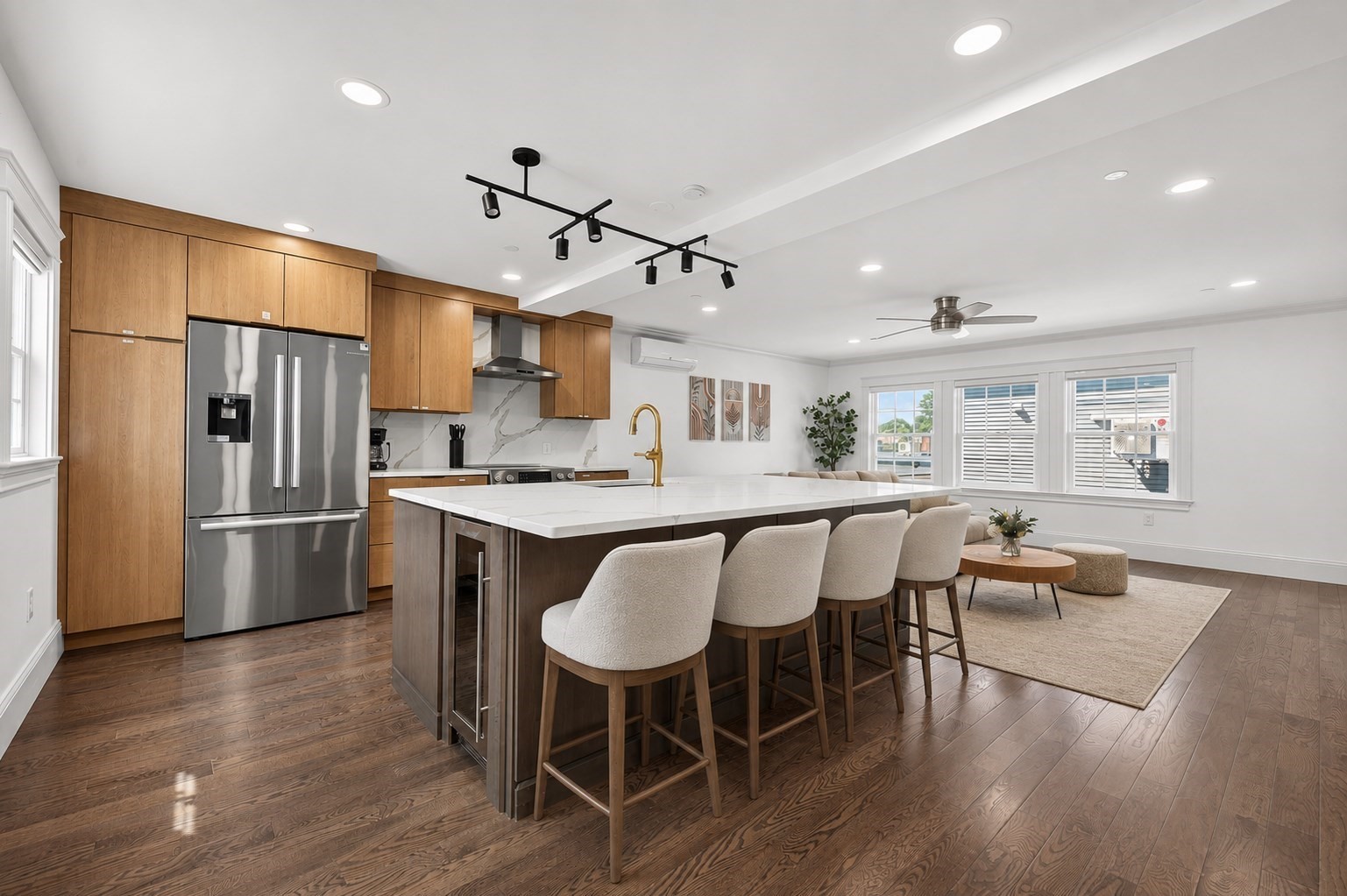 10 Osborne, Salem, MA 01970