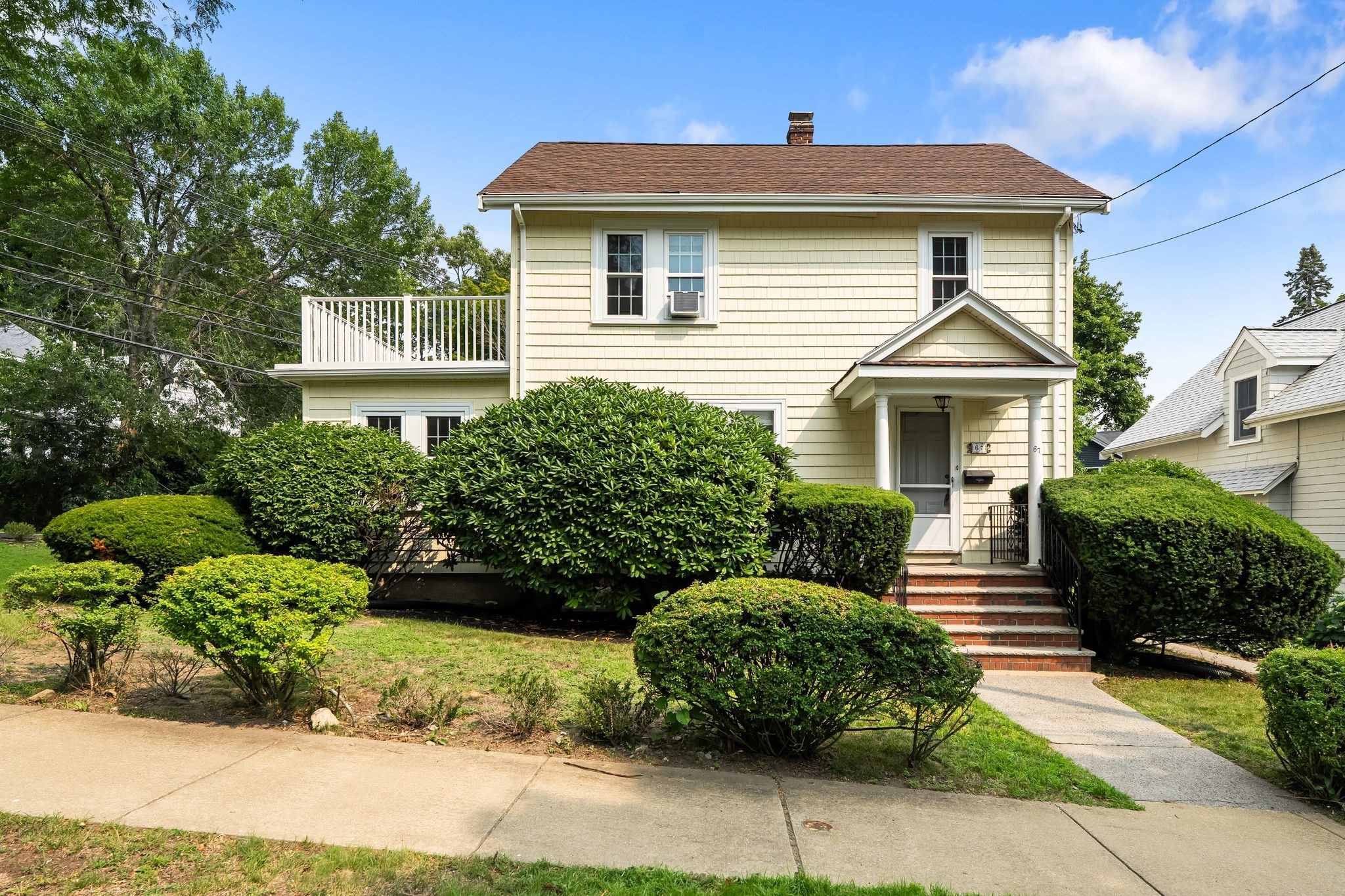 67 Ronald Road, Arlington, MA 02474