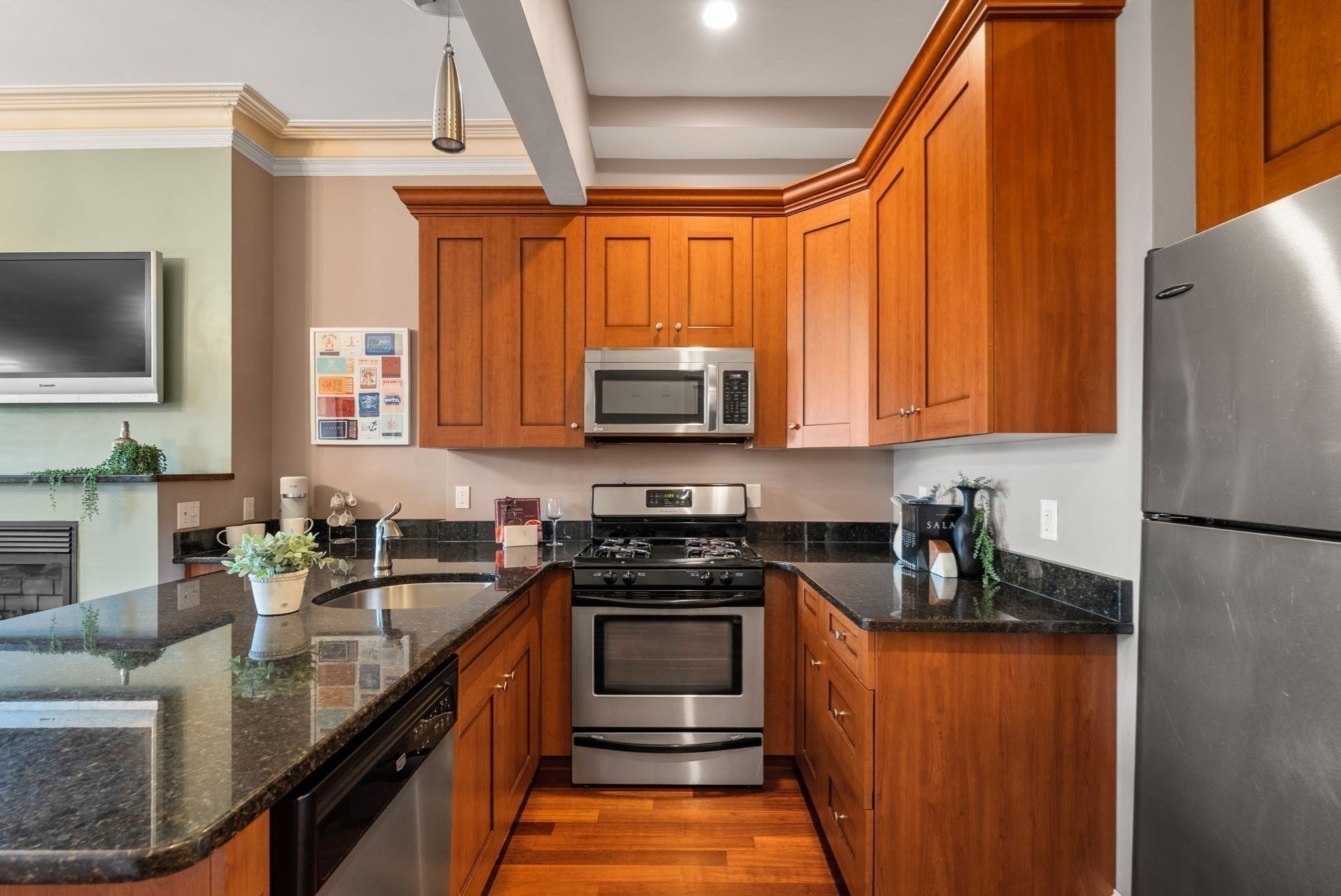 31 Millmont St Unit 2, Fort Hill, Boston, MA 02119 - Image 11