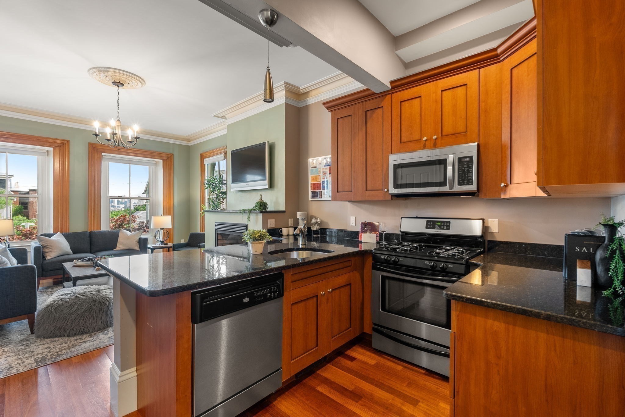 31 Millmont St Unit 2, Fort Hill, Boston, MA 02119 - Image 12