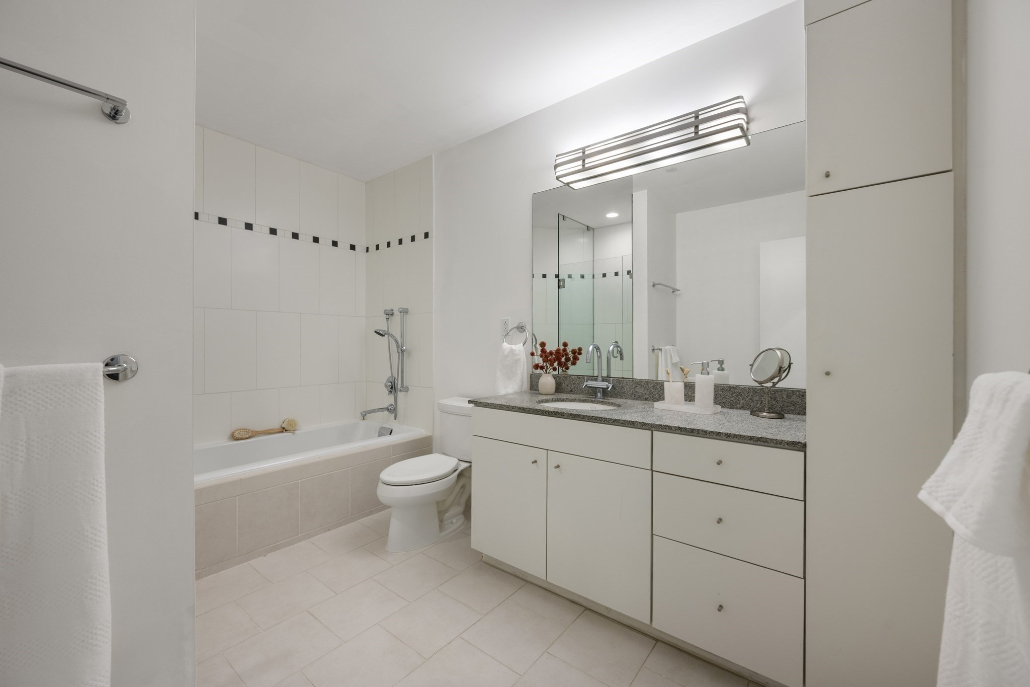 25 Channel Center St Unit PH2-201, Seaport, Boston, MA 02210 - Image 9