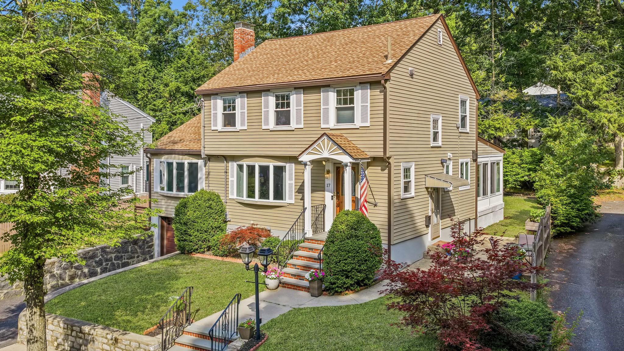 17 Keane Rd, West Roxbury, Boston, MA 02132