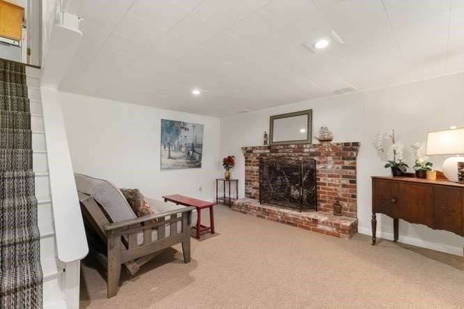 70 Montrose Ave, Wakefield, MA 01880 - Image 25