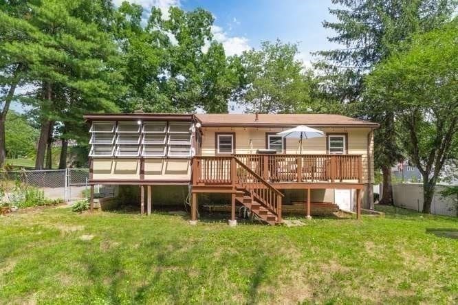 70 Montrose Ave, Wakefield, MA 01880 - Image 29