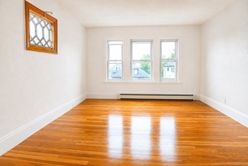 53 Sycamore St, Apt 2