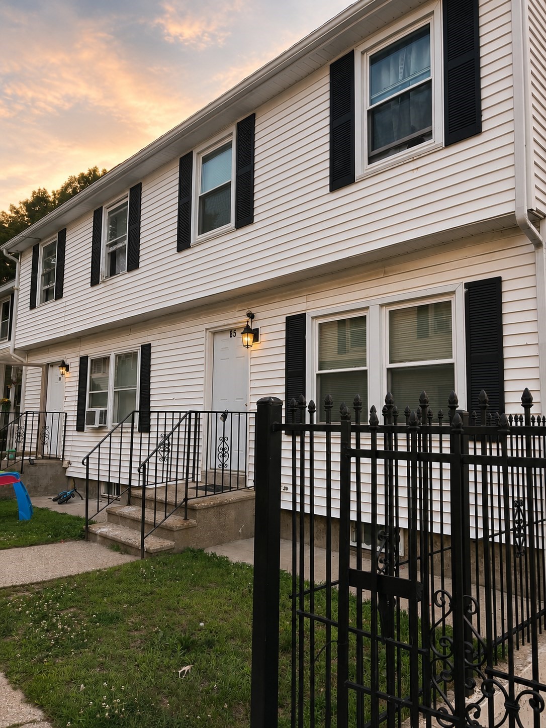 85 Beacon Ave Unit 1, Lawrence, MA 01843