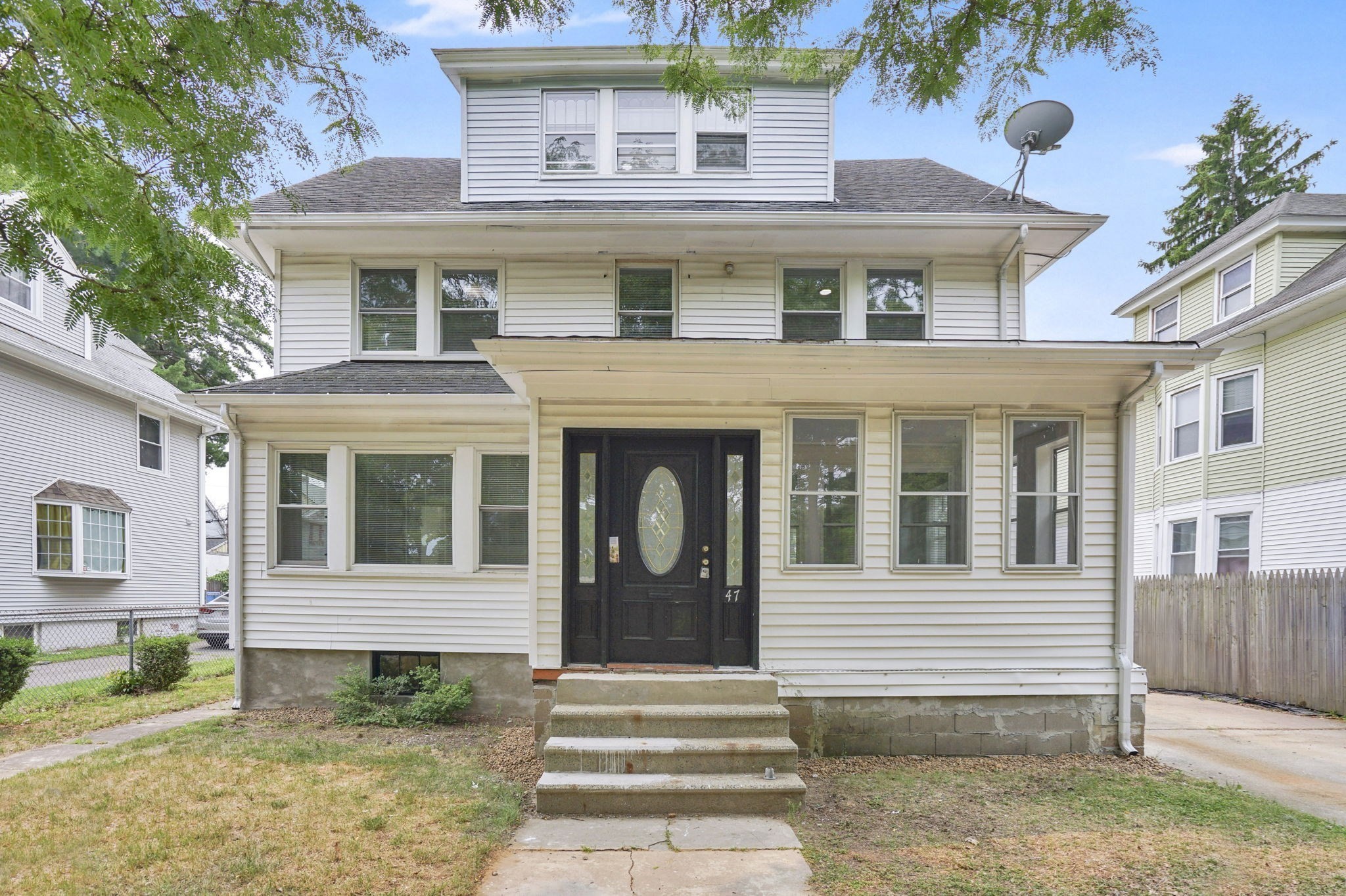 47 Trafton Rd, Springfield, MA 01108