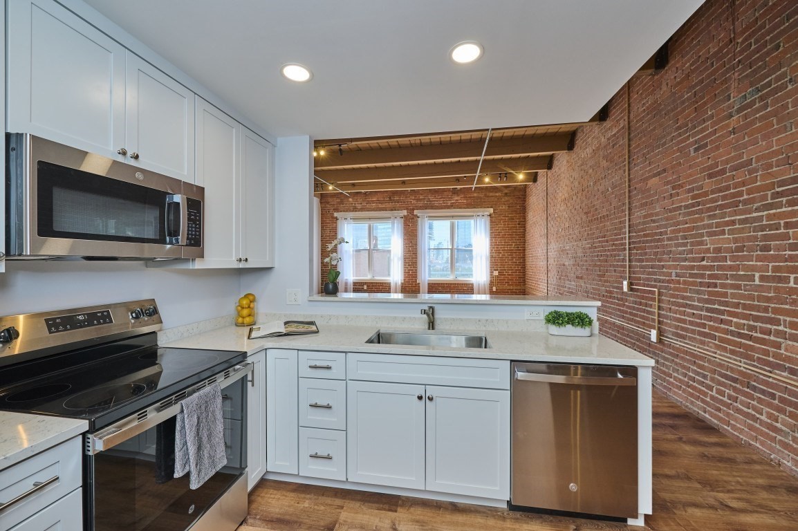 33 Sleeper Street Unit 603, Seaport, Boston, MA 02210 - Image 3