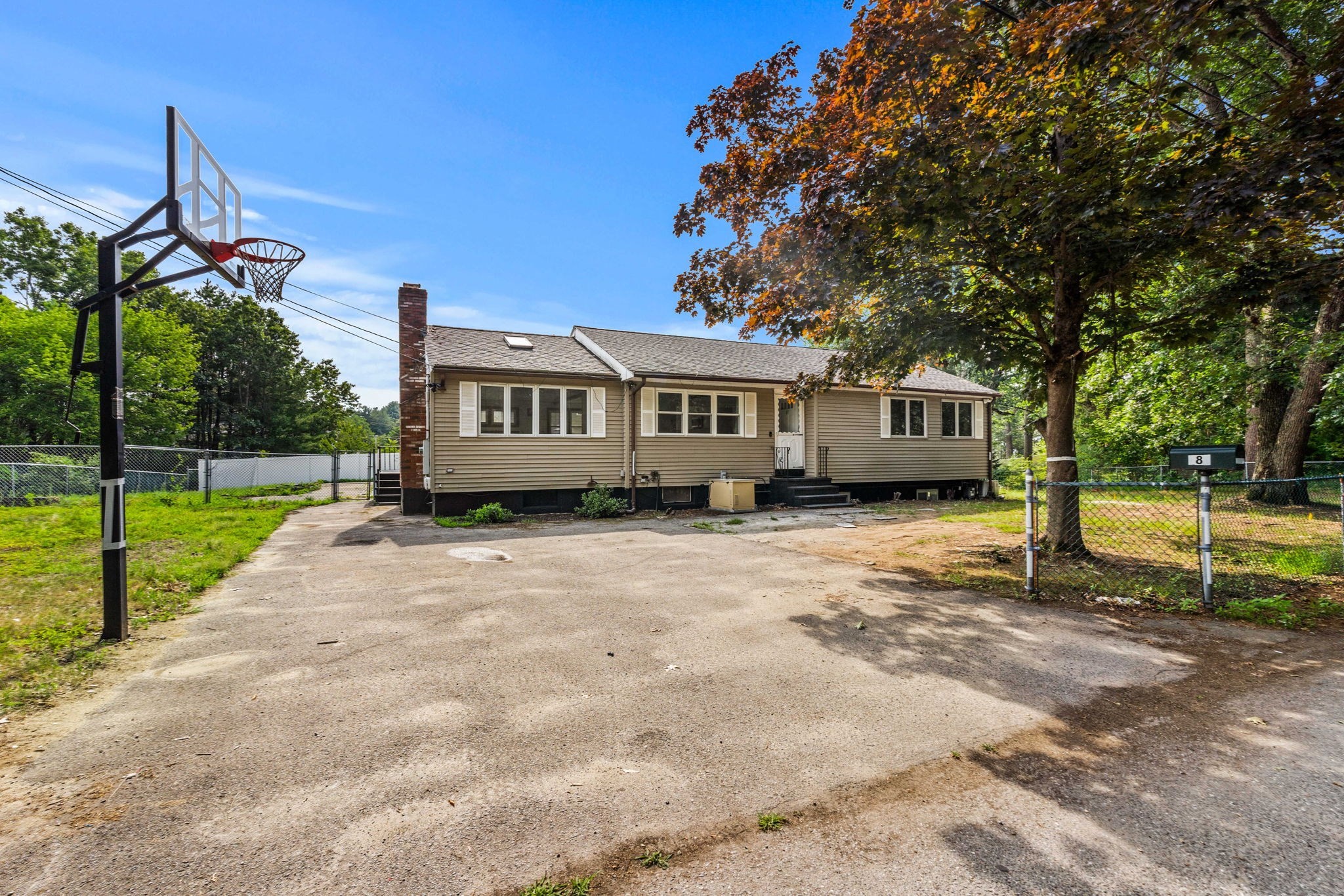 8 Priscilla Lane, Billerica, MA 01821