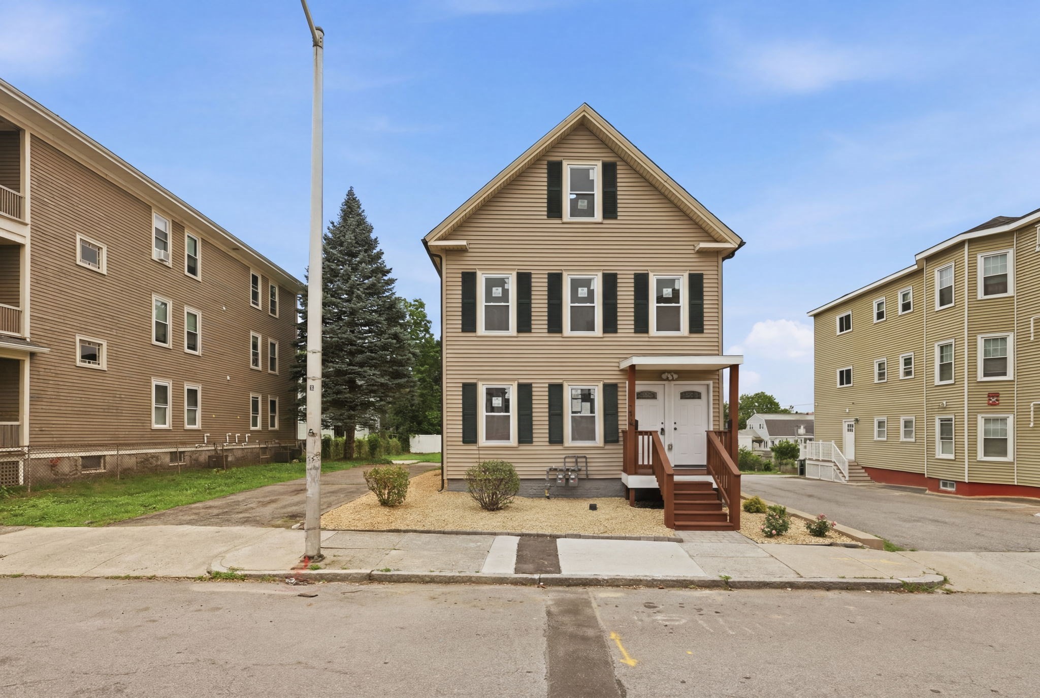 14 Cutler St, Worcester, MA 01604