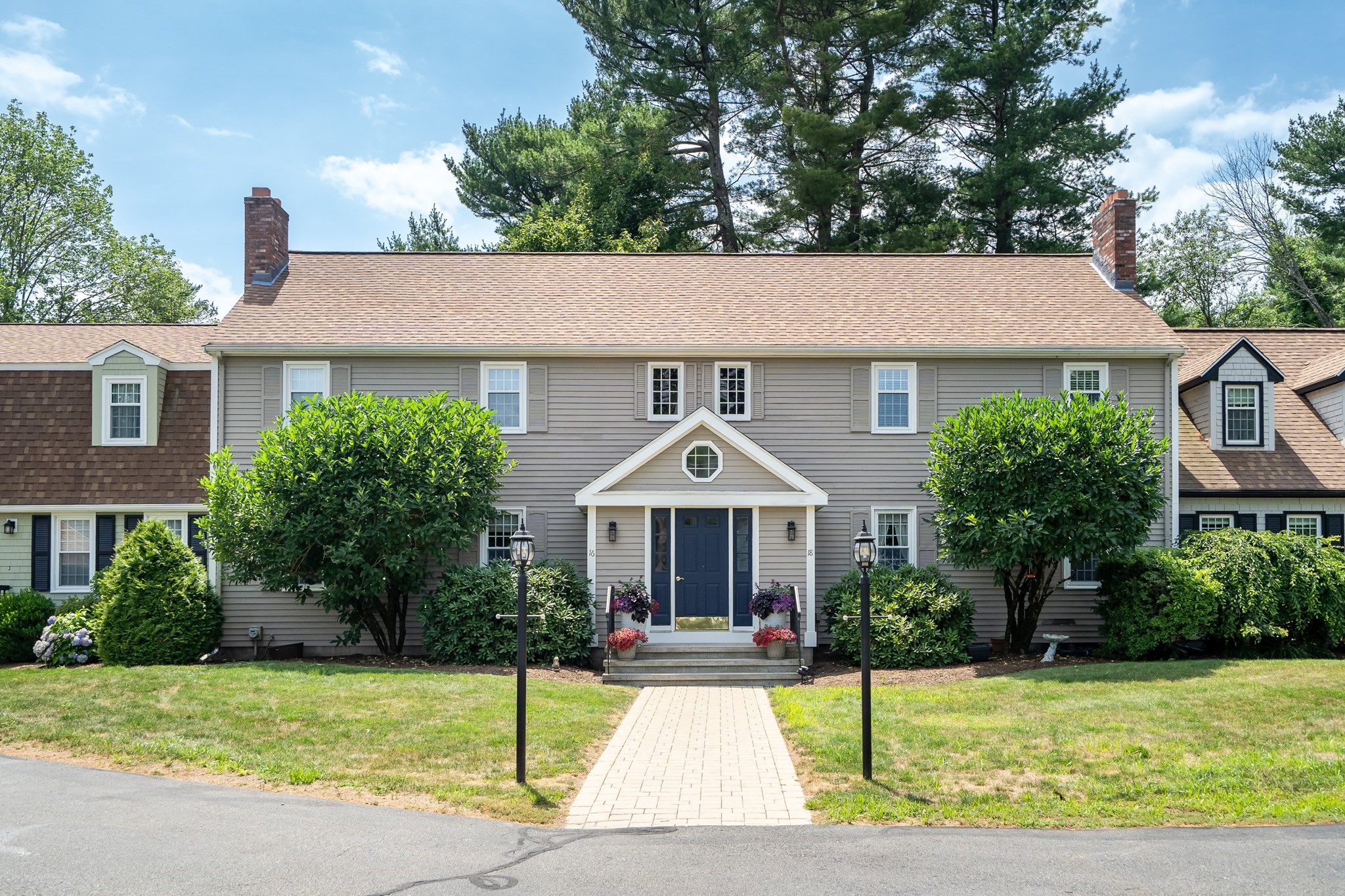 16 Camelot Ct Unit 16, Stoughton, MA 02072