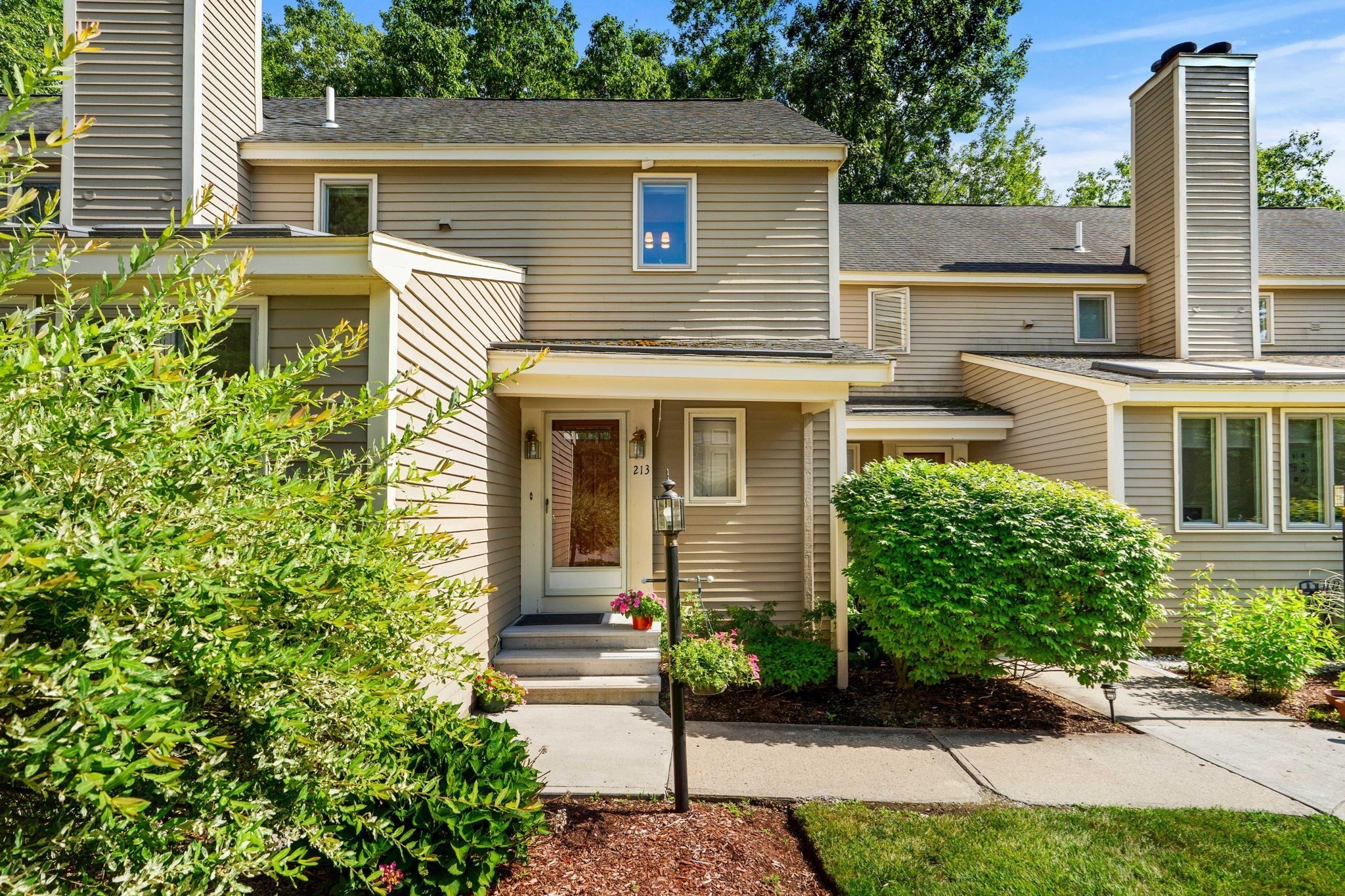 213 Brickett Hill Circle Unit 213, Haverhill, MA 01830