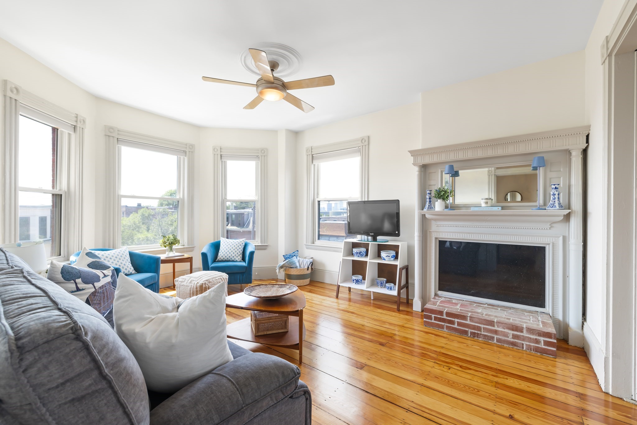 100 Broadway Unit 5, Chelsea, MA 02150