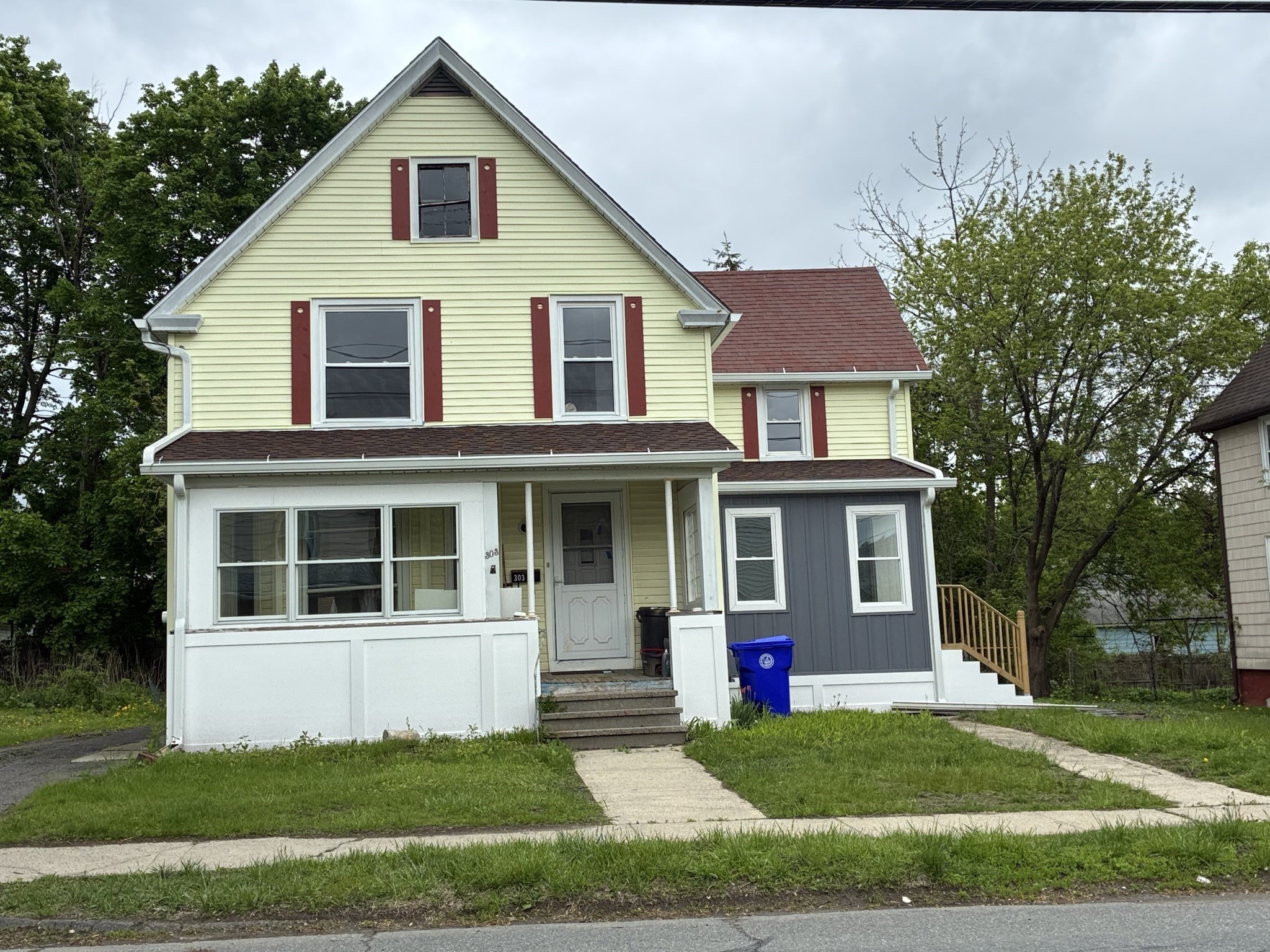 303 Chapman, Greenfield, MA 01301