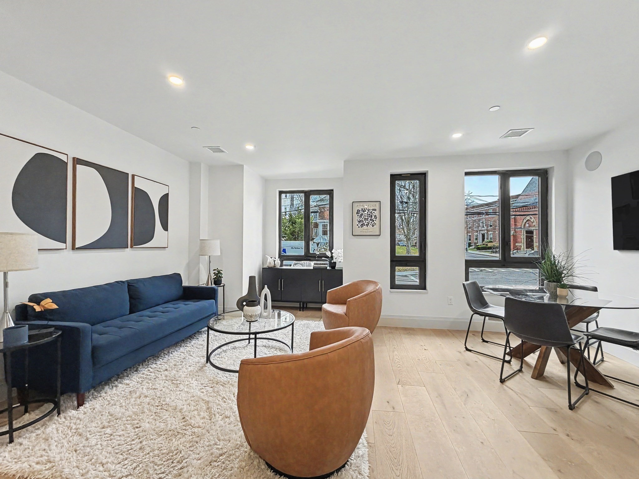 34 Oak Street Unit 101, Boston - Hyde Park, MA 02136