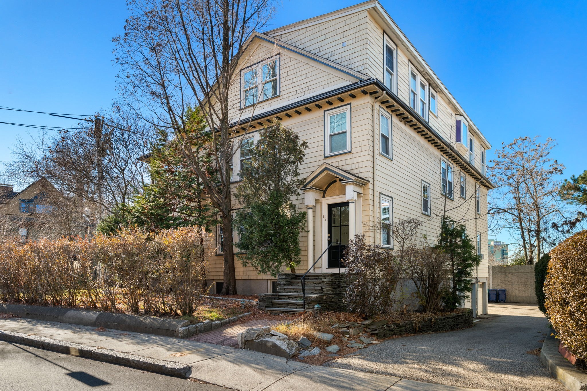 65 Saint James Circle, Newton, MA 02458