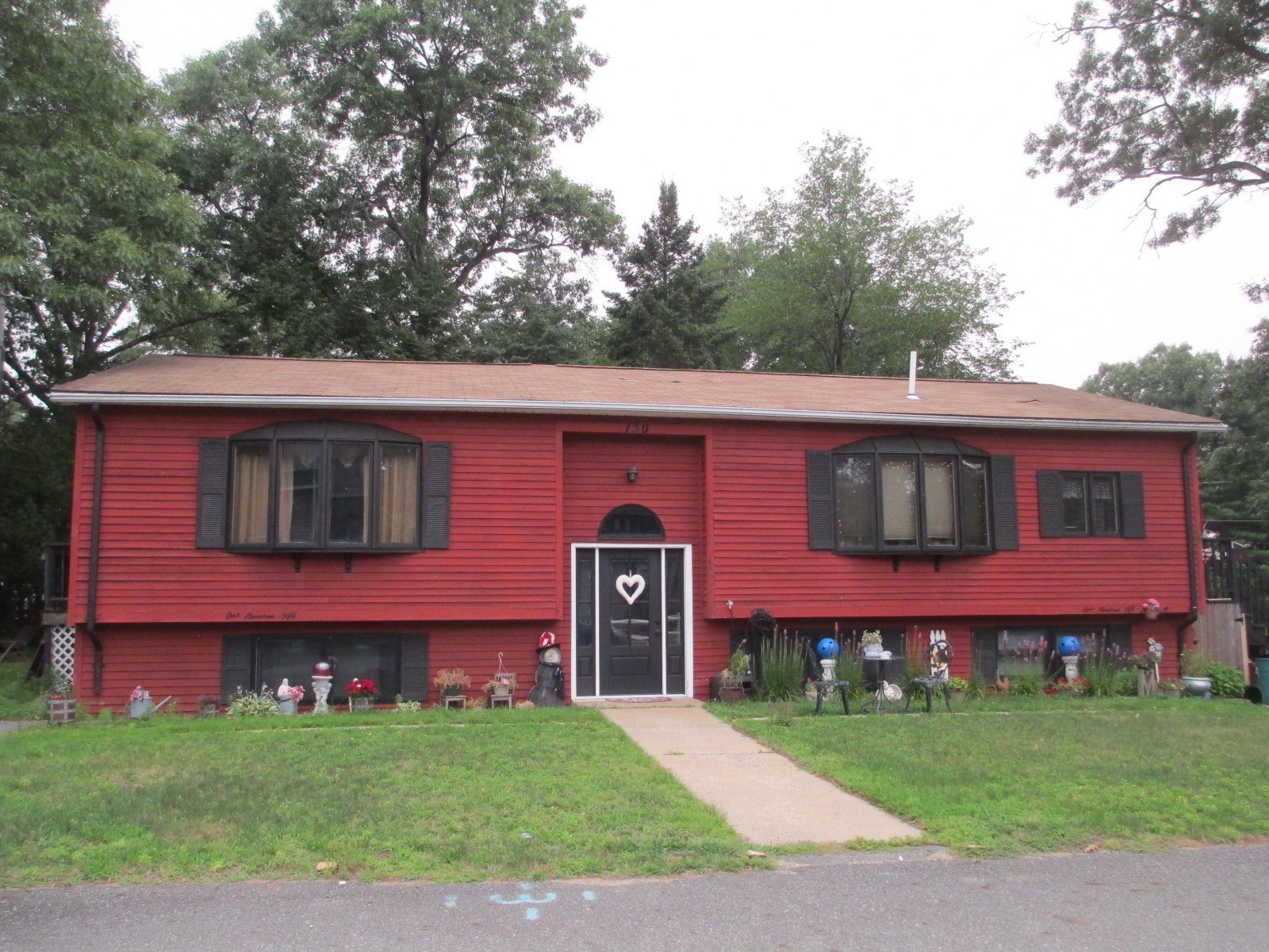 150 Carver St, Tewksbury, MA 01876