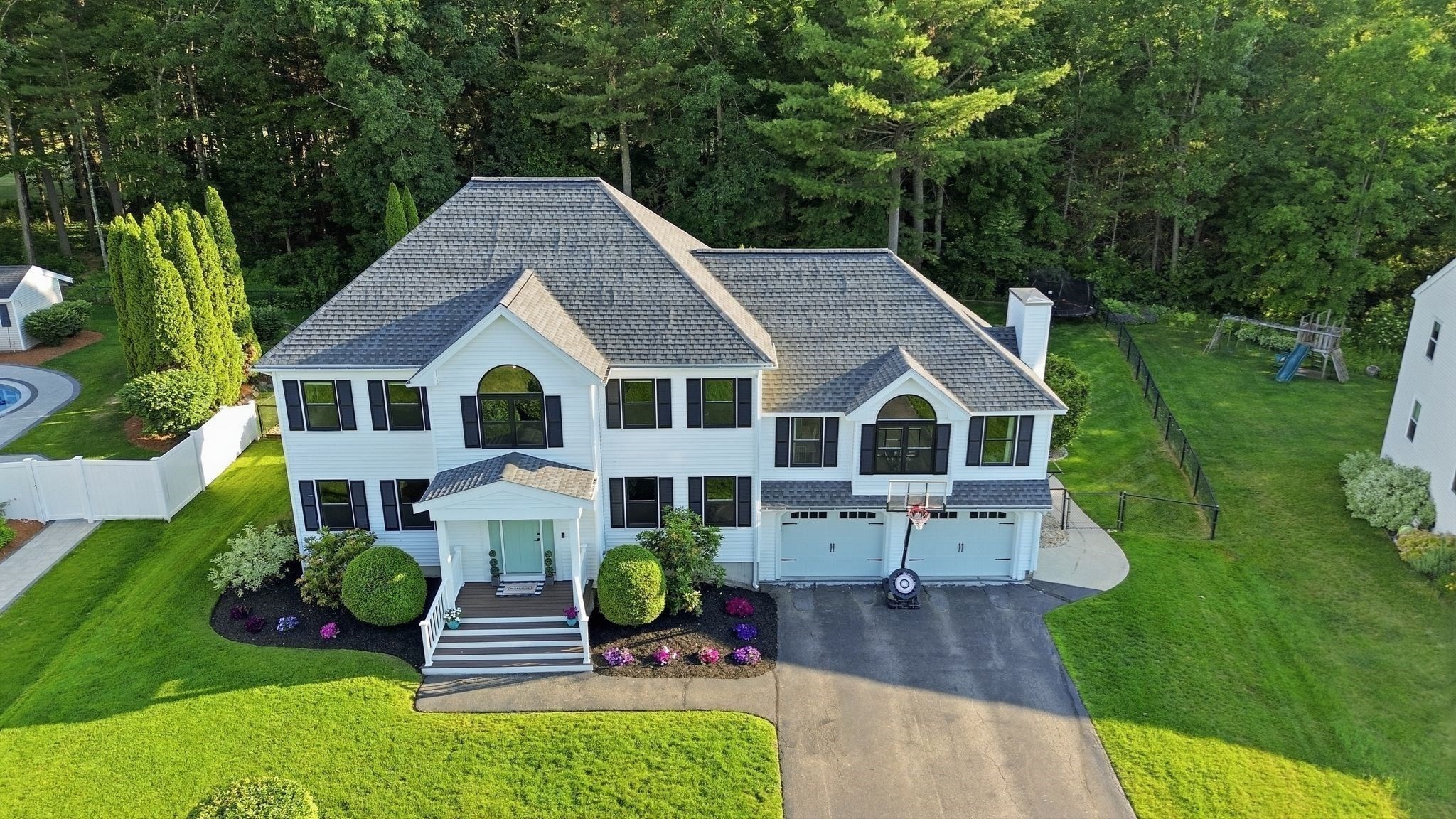 238 Mitchell G Dr, Tewksbury, MA 01876