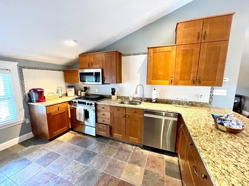247-2 Savin Hill Ave, Apt Furnished