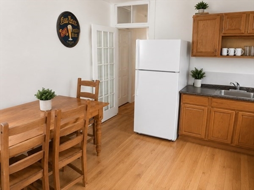 60 Calumet St., Apt 3