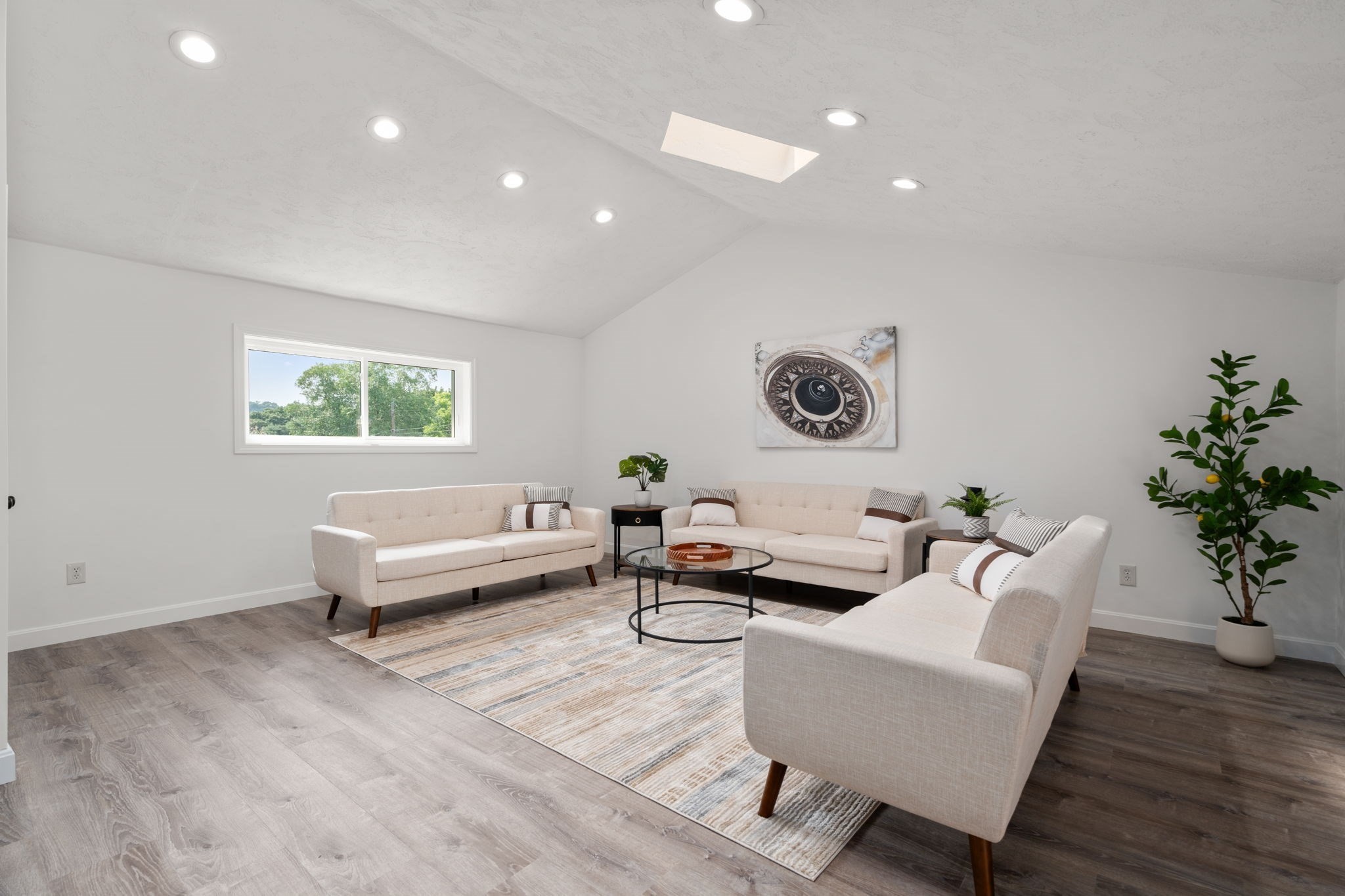 6 Ruth Dr, Framingham, MA 01701