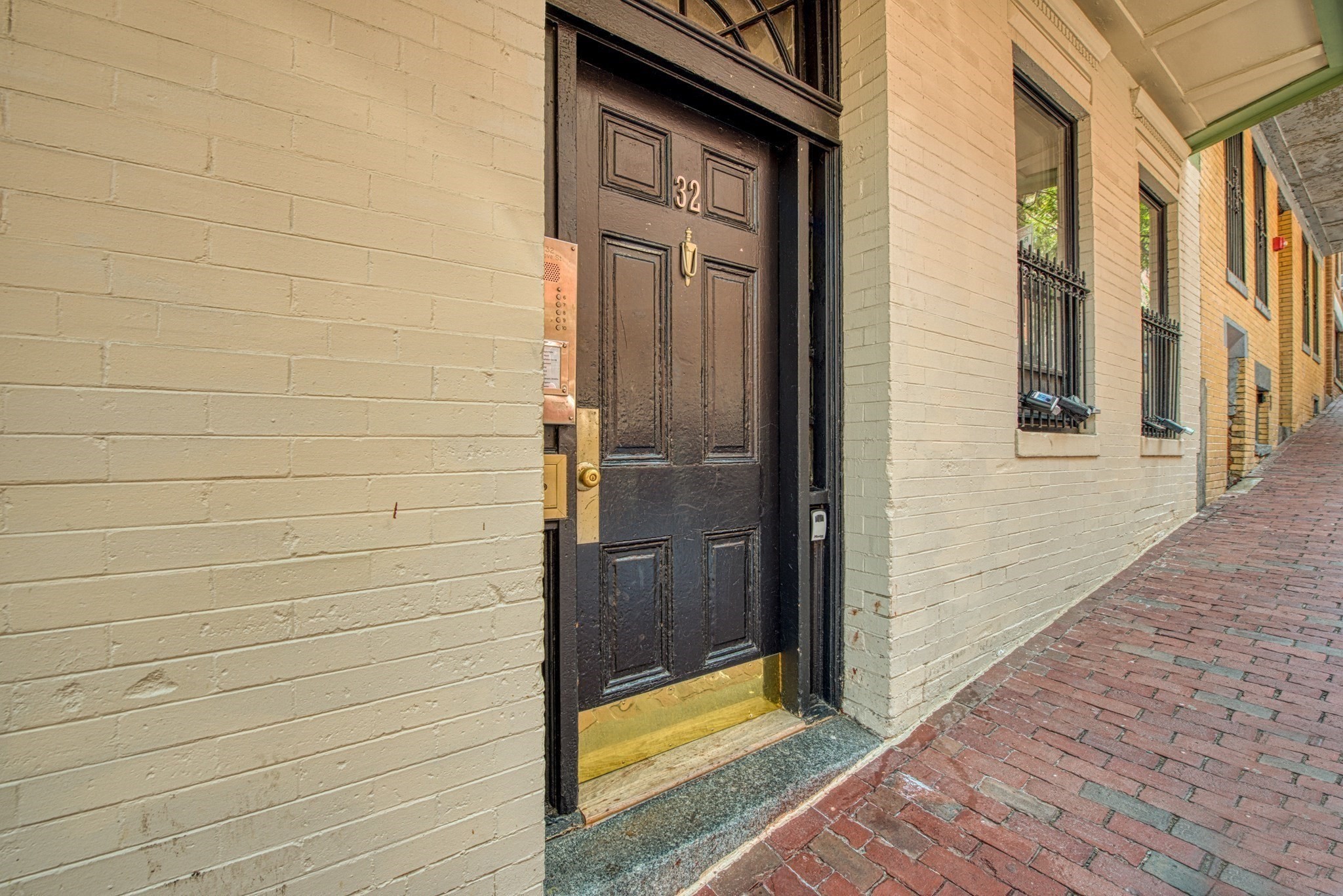 32 Grove Unit 1, West End, Boston, MA 02114