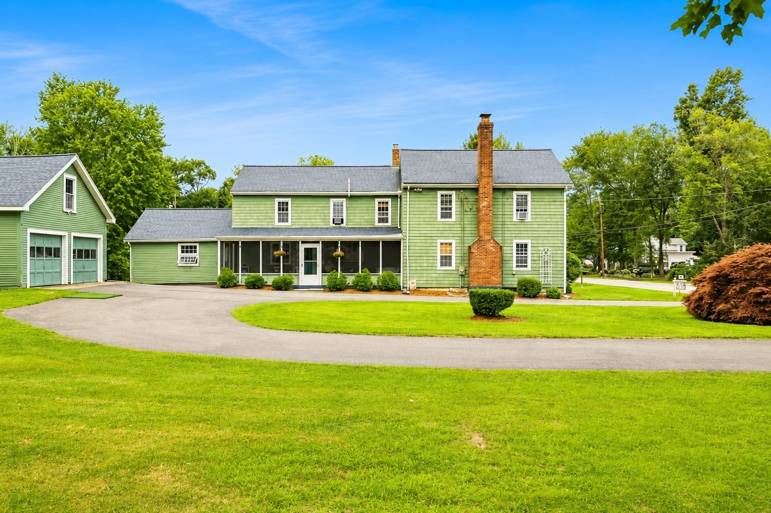 369 Village St, Medway, MA 02053