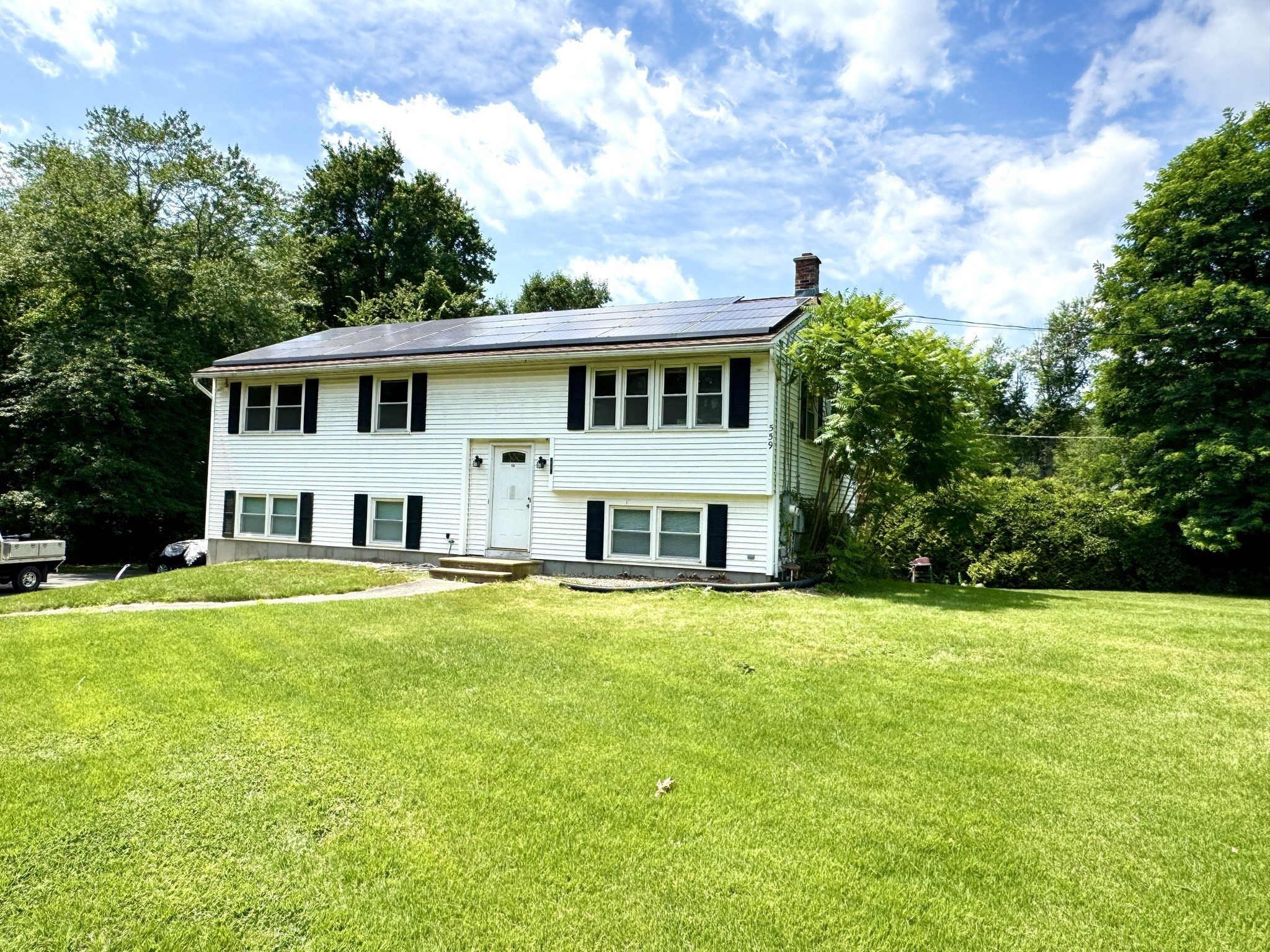 559 Pulpit Hill Rd, Amherst, MA 01002