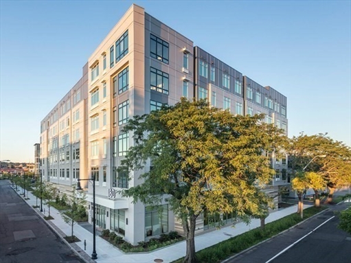 180 Telford St, Apt 212