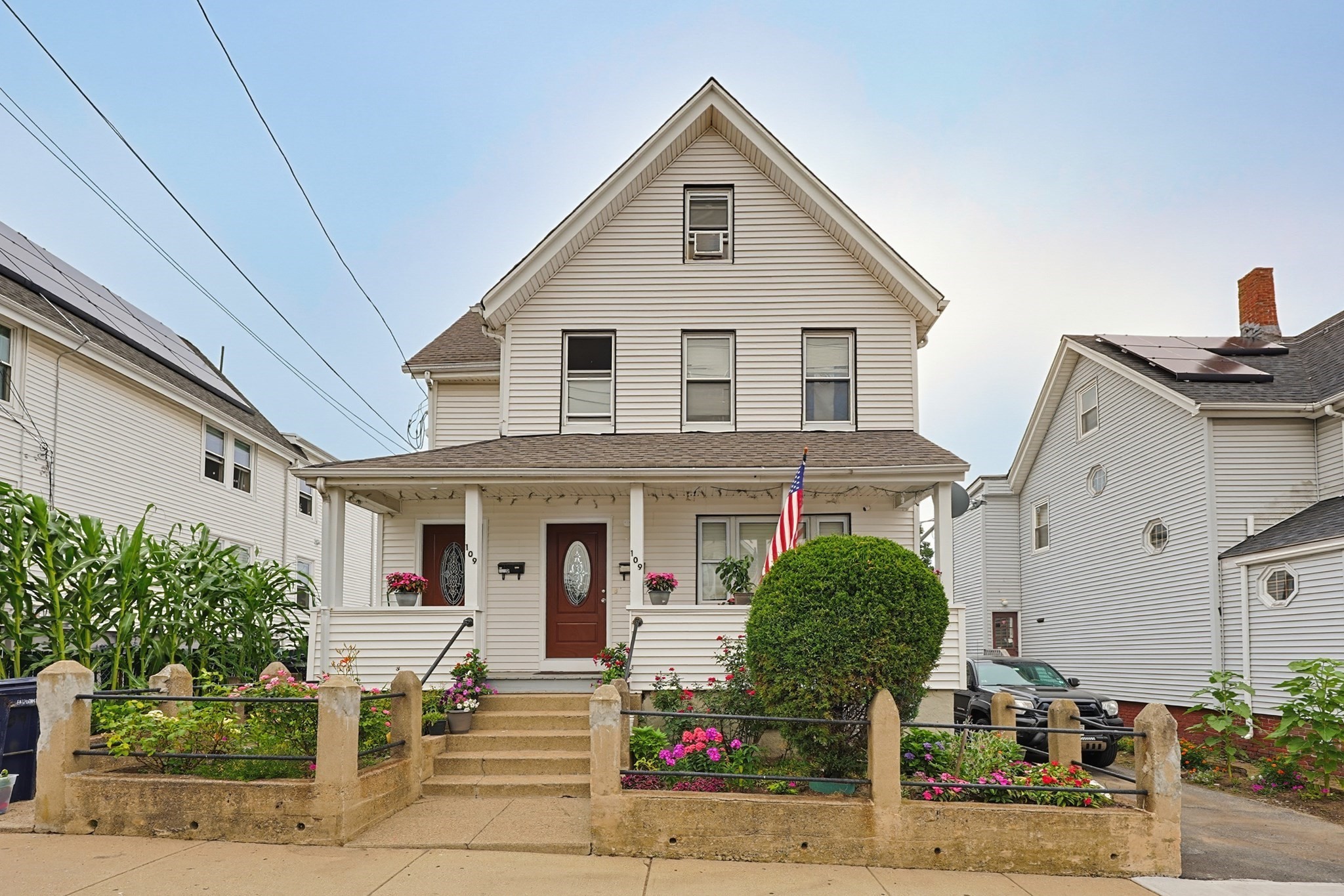 109 Cleveland Ave, Everett, MA 02149