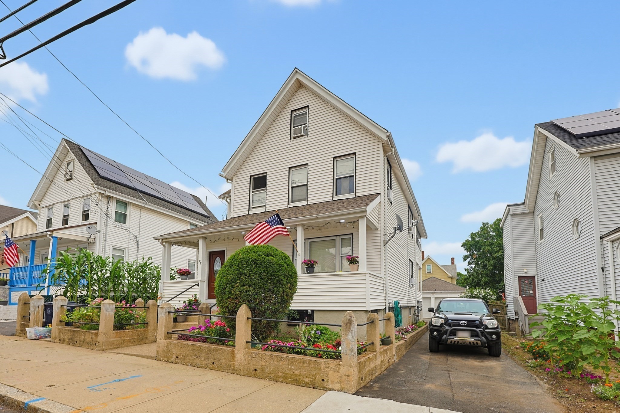109 Cleveland Ave, Everett, MA 02149 - Image 2
