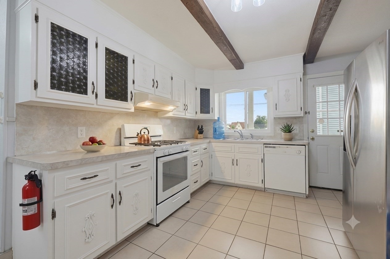 109 Cleveland Ave, Everett, MA 02149 - Image 9