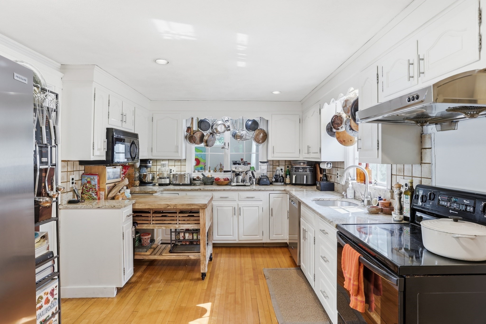 112 Sherwood Rd, Medford, MA 02155