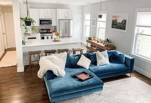 9 Upham ave, Apt 2