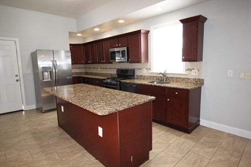 83 Devon St, Apt 1