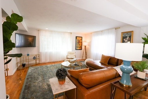25 Jay St - C, Apt FURNISHED