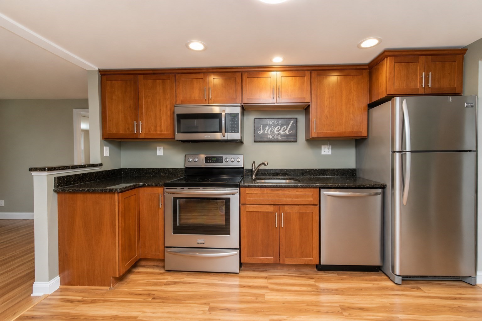 39 Harkins St, Clinton, MA 01510 - Image 8