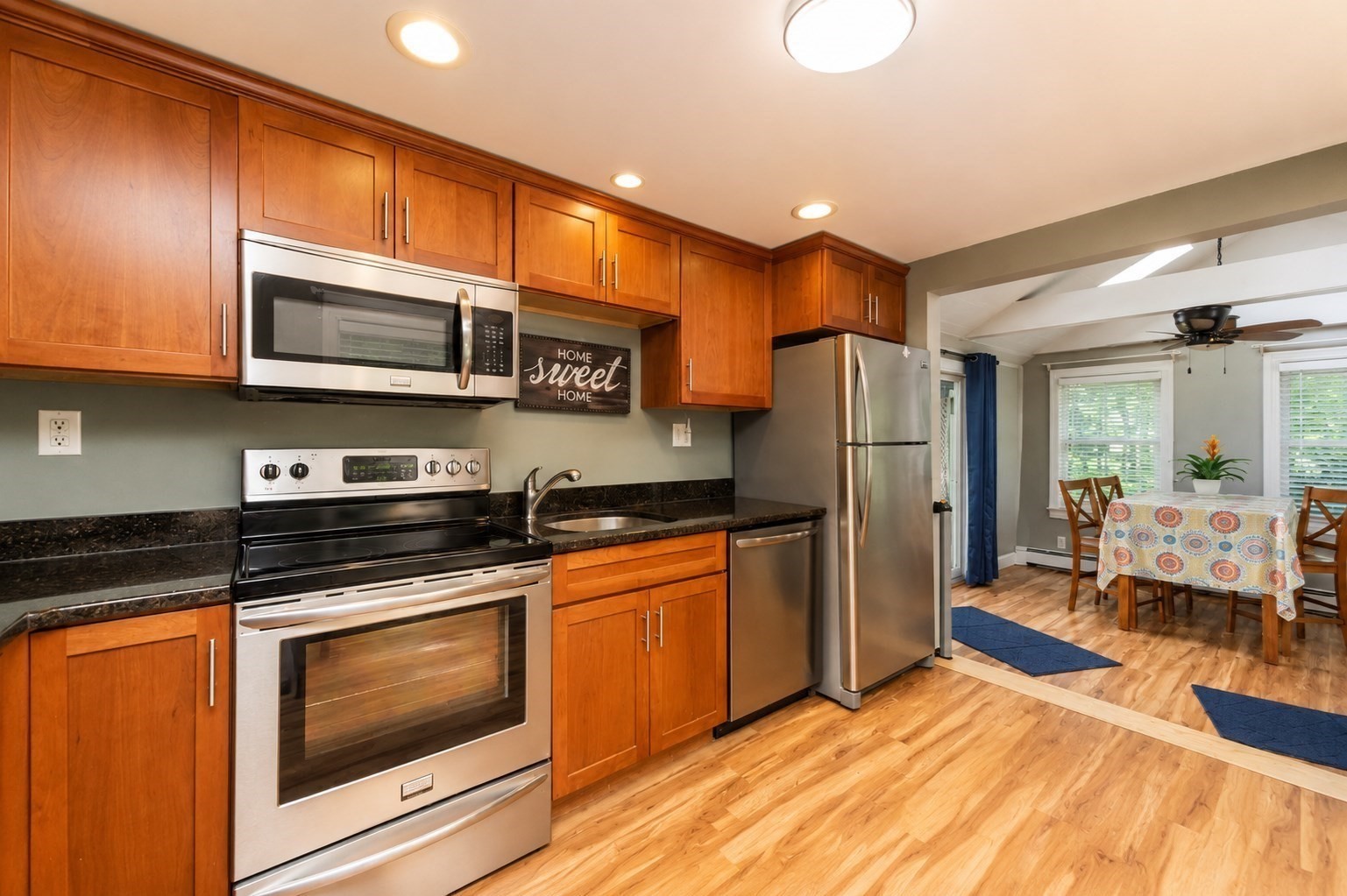 39 Harkins St, Clinton, MA 01510 - Image 9