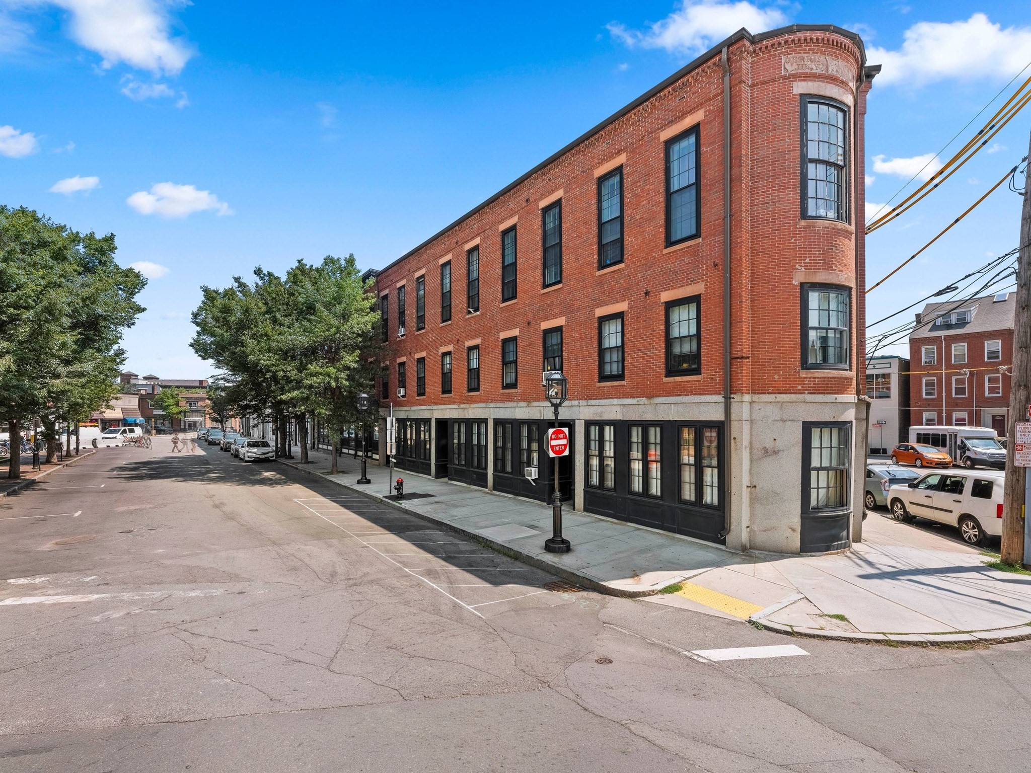 157 Winnisimmet St Unit 3C, Chelsea, MA 02150