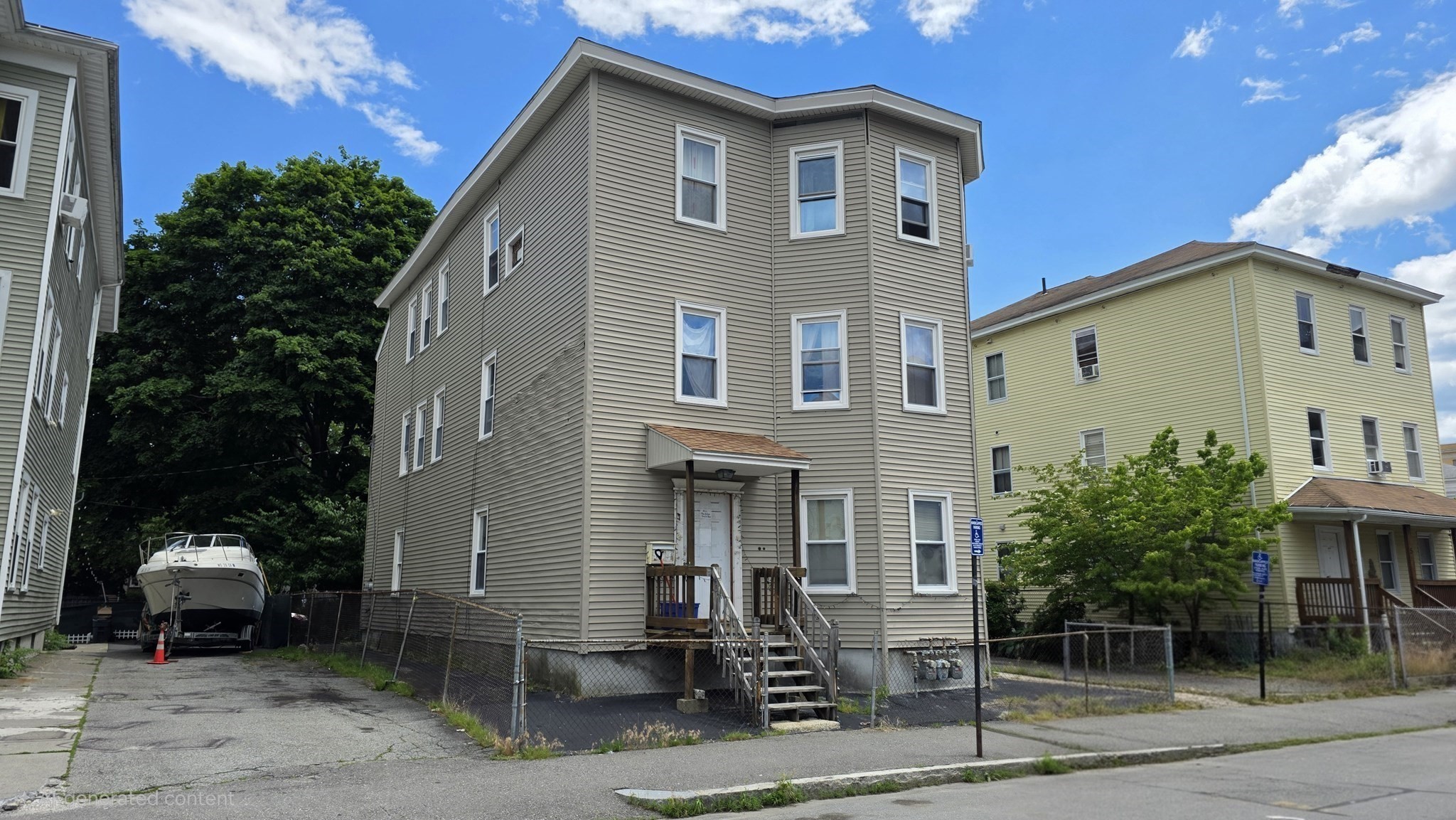 7 Preston St, Worcester, MA 01610