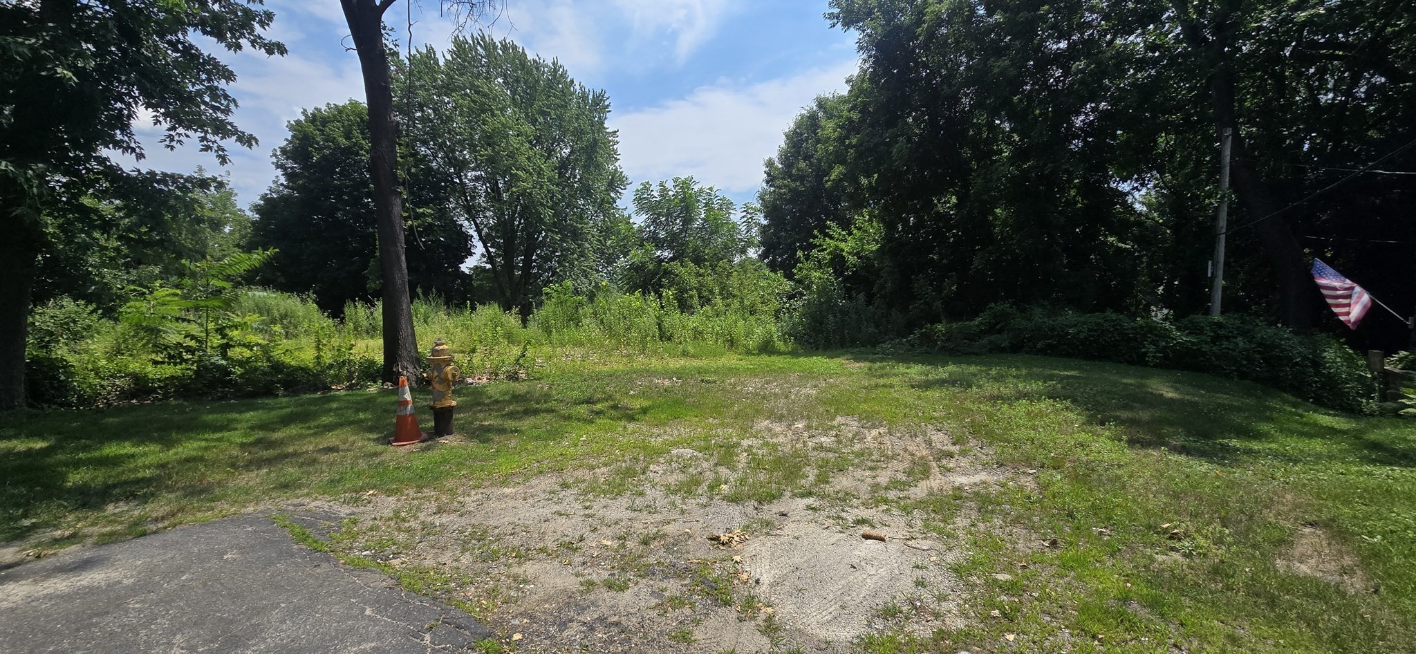 22 Huron Ave, Worcester, MA 01605