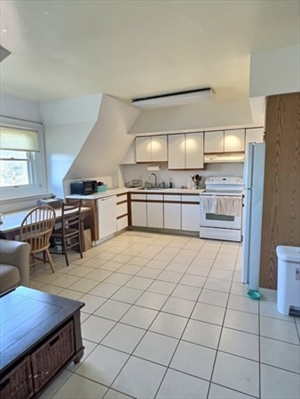 25 Garrison, Apt 3