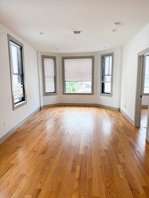 15 Maywood, Apt 2